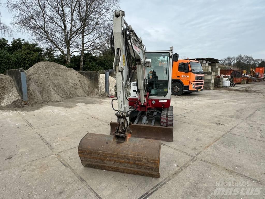 Takeuchi TB235 Mini Escavadoras <7t