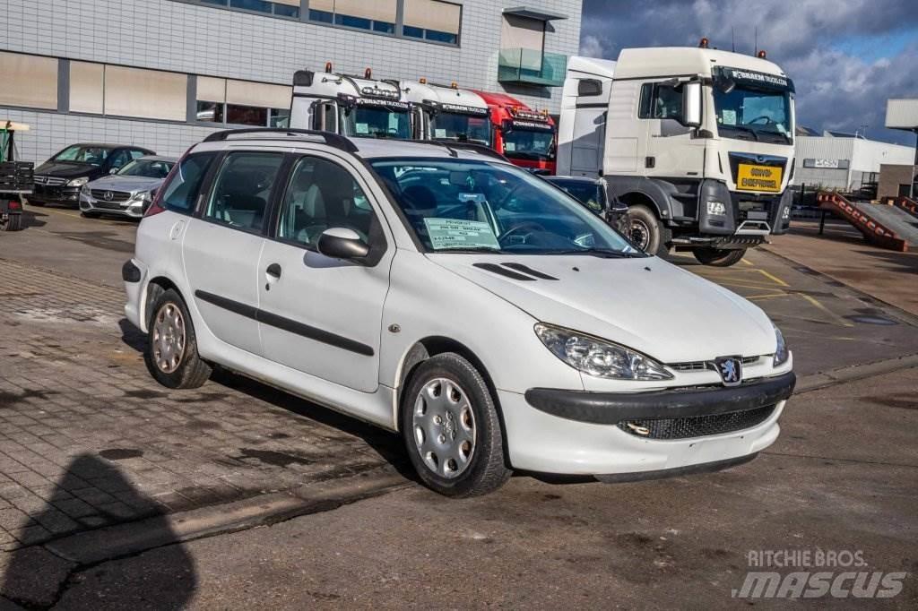 Peugeot 206 SW Carros Ligeiros
