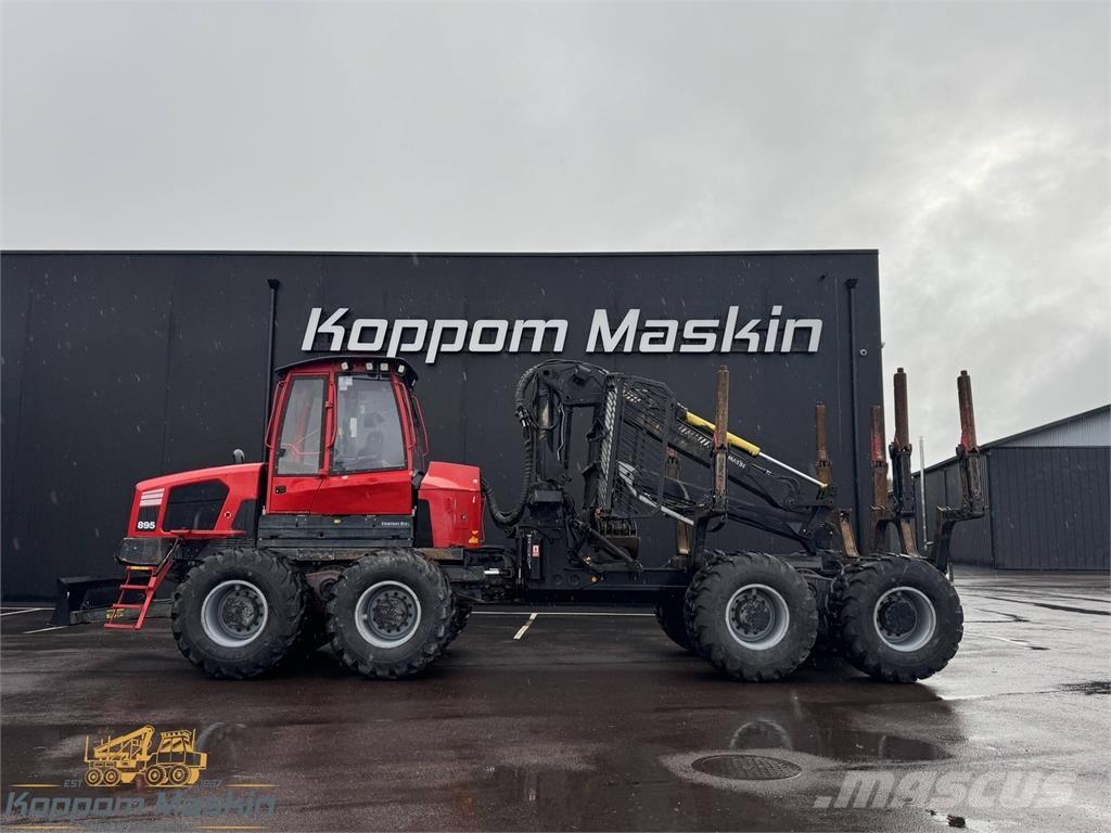 Komatsu 895 Forwarders florestais