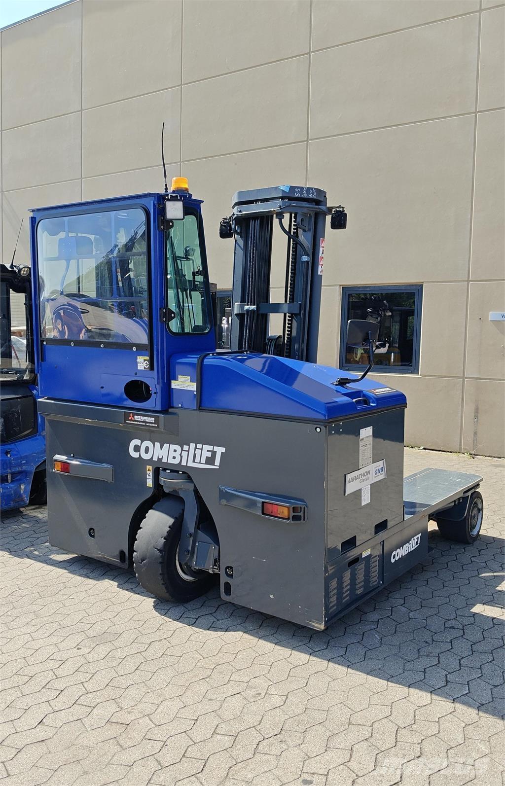 Combilift C4500E Empilhadores de 4 vias