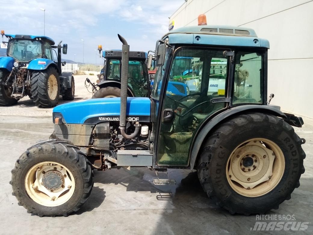 New Holland TN 90 F Tratores Agrícolas usados