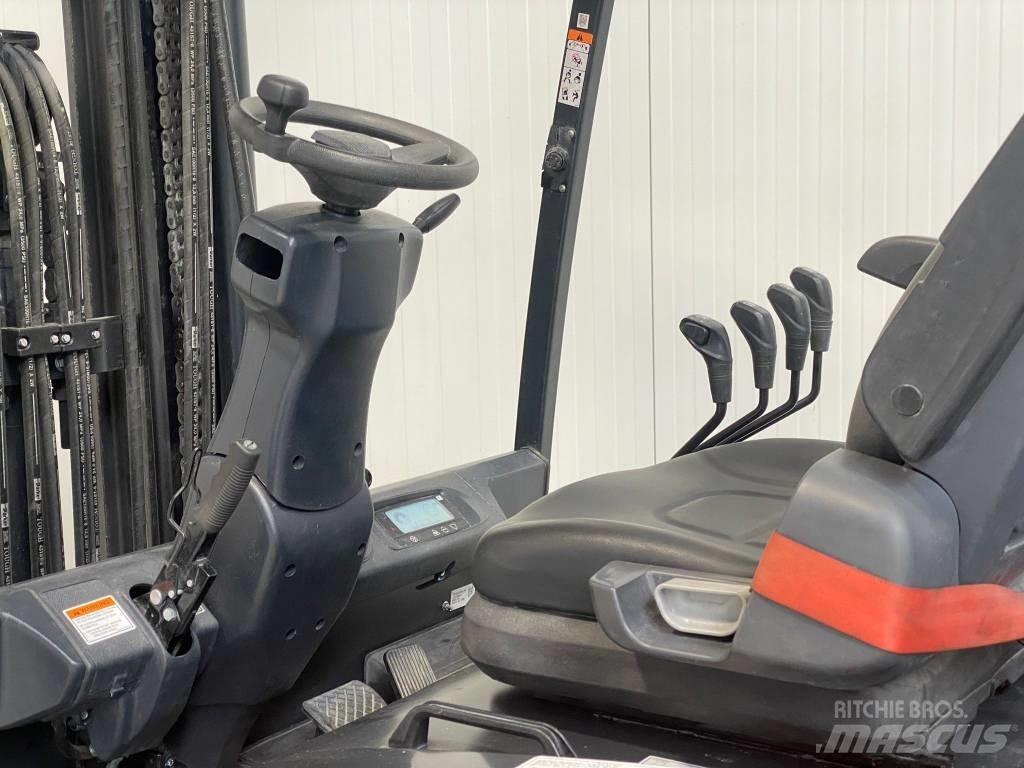 Doosan B50XC-7 Empilhadores eléctricos