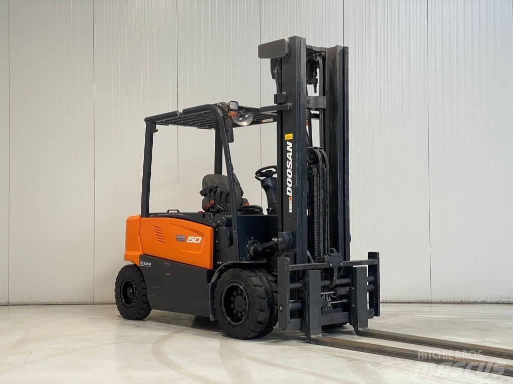 Doosan B50XC-7 Empilhadores eléctricos