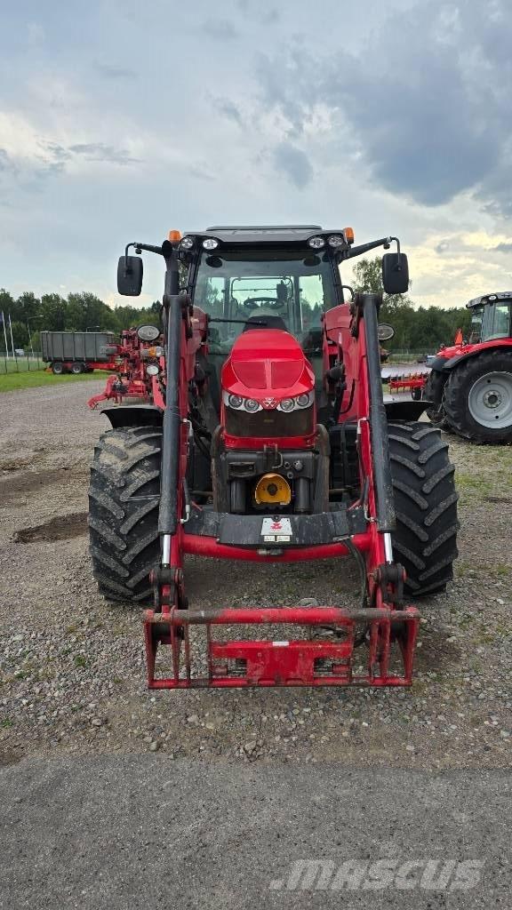 Massey Ferguson 5713 Tratores Agrícolas usados