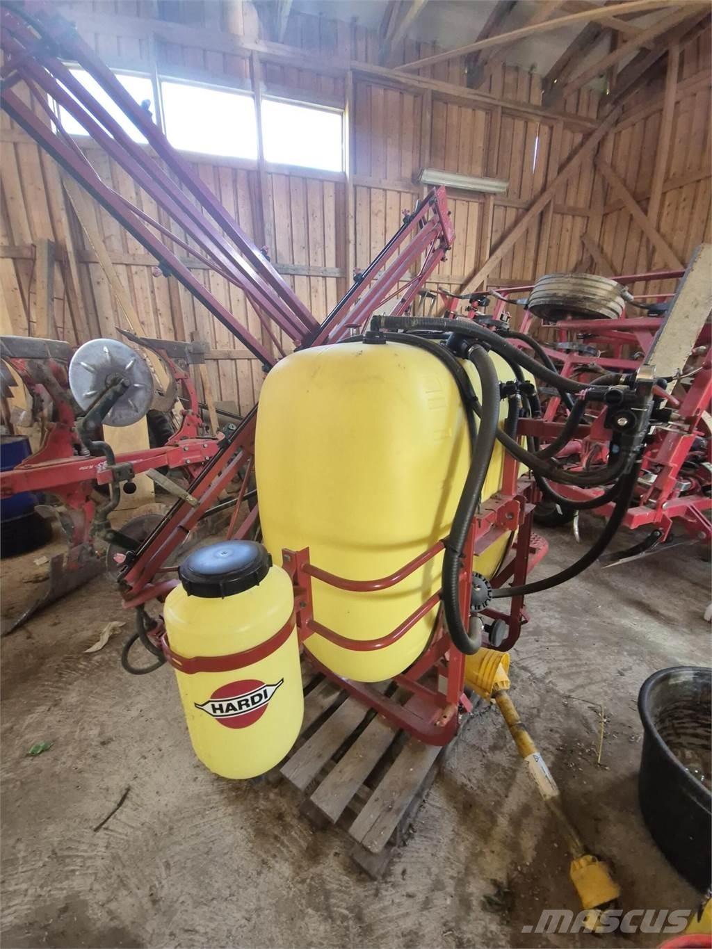 Hardi 600/11 Pulverizadores rebocados
