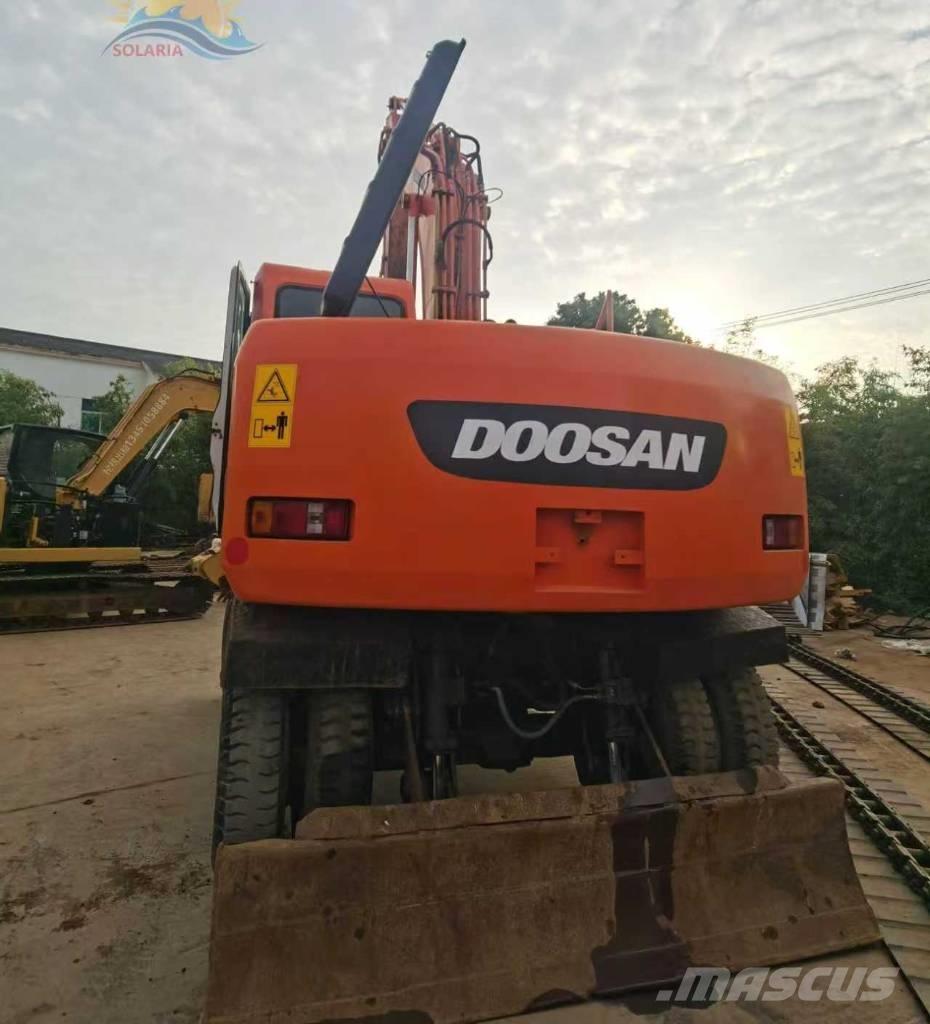 Doosan DH 150 W-7 Escavadoras de rodas