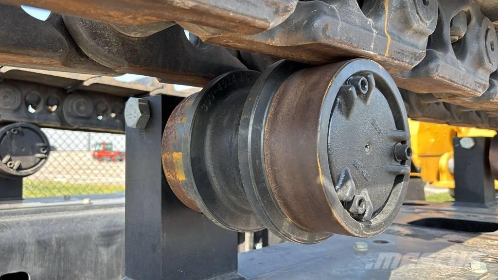 CAT 374 Escavadoras de rastos