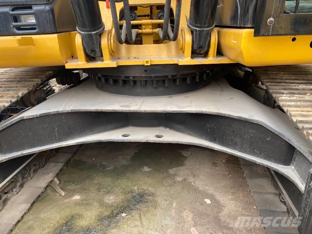 CAT 330 D Escavadoras de rastos