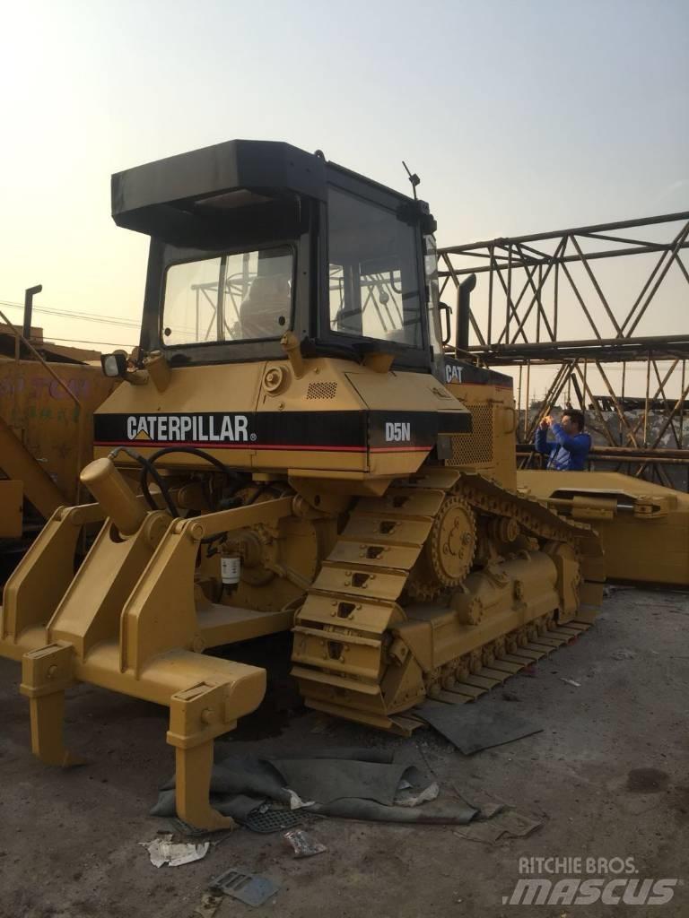 CAT D5N Dozers - Tratores rastos