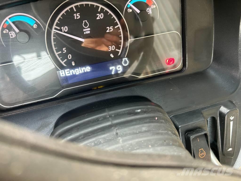 John Deere 2038R Tractores compactos