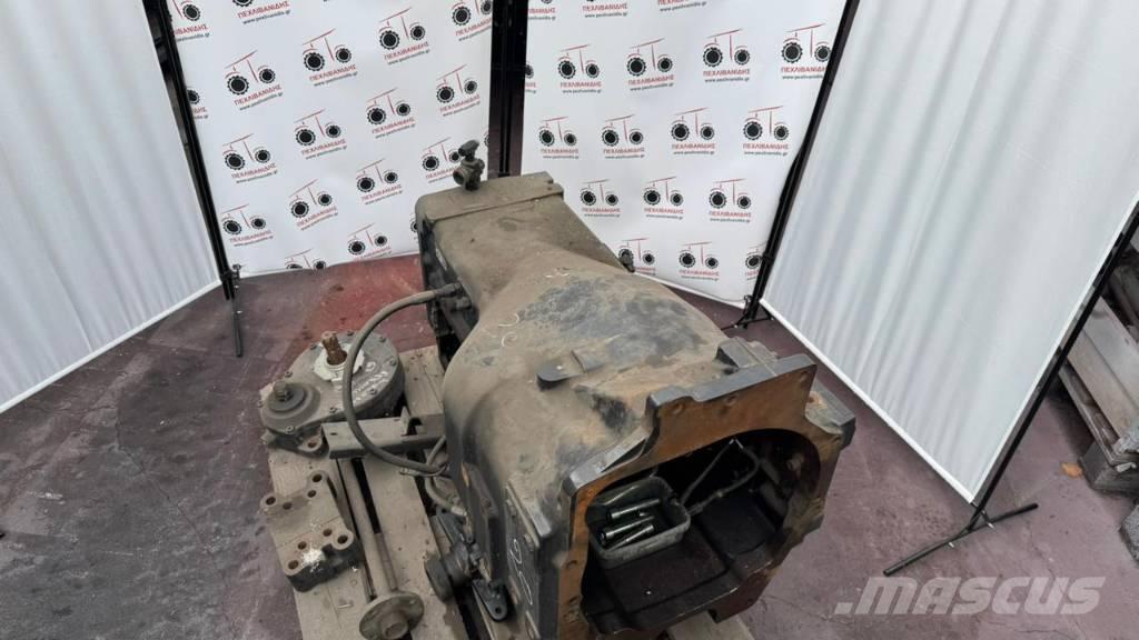 New Holland T 7 Transmissão