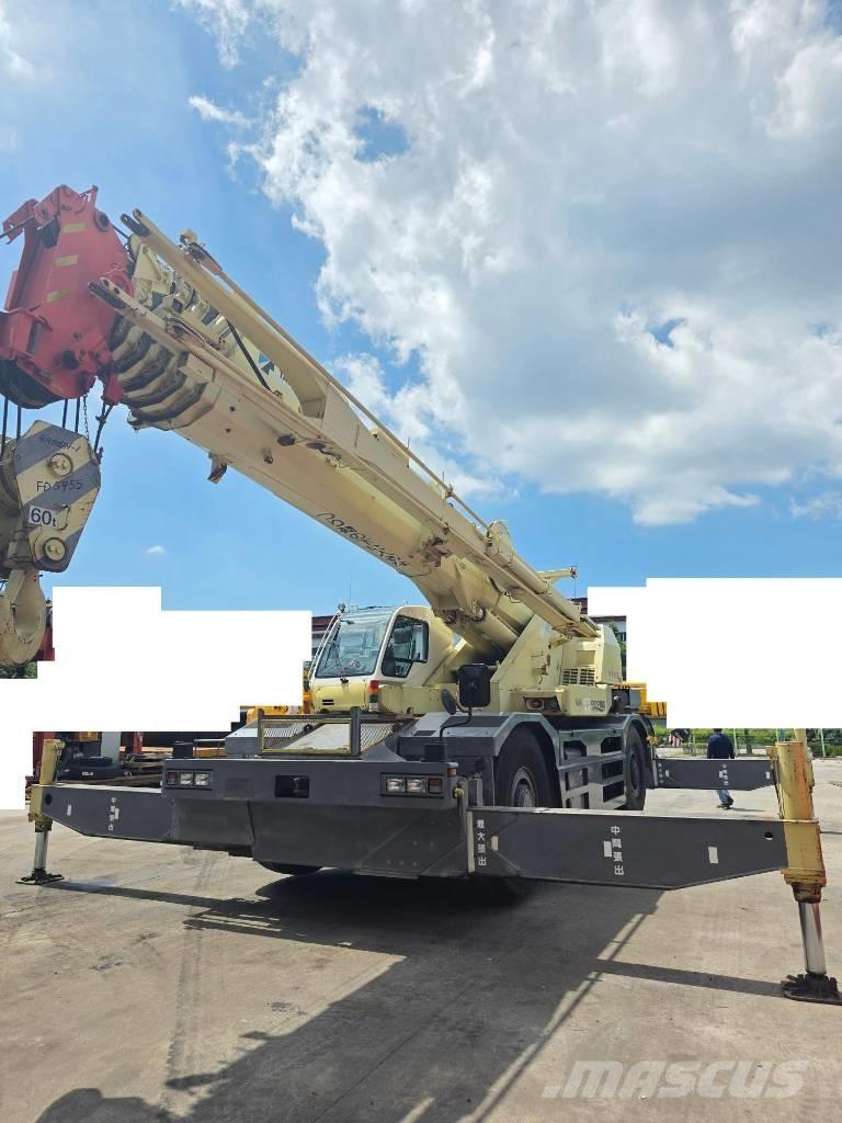 Tadano GR60N-1 Gruas Fora-de-estrada