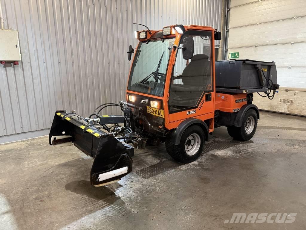 Holder C 240 Máquinas utilitárias