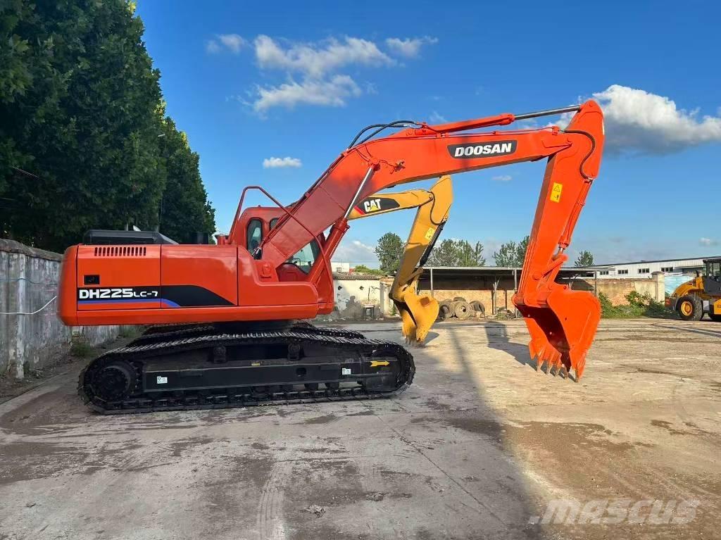 Doosan DH 225 LC-7 Escavadoras de rastos