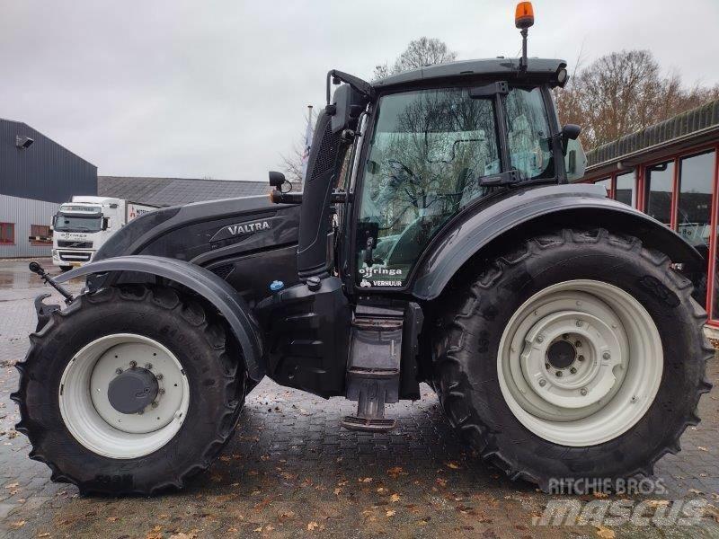 Valtra T 214 D Tratores Agrícolas usados