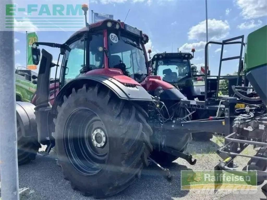 Valtra t 235 Tratores Agrícolas usados