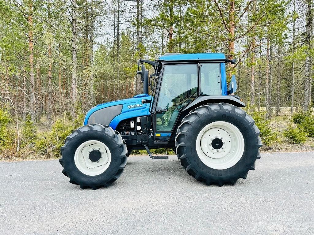 Valtra A 92 Tratores Agrícolas usados