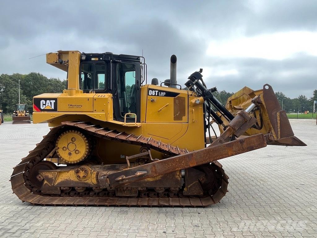 CAT D 6 T LGP Dozers - Tratores rastos