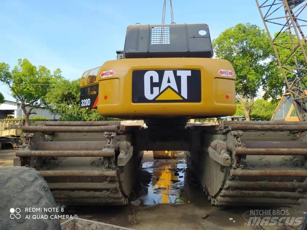  CATERILLAR 320D Escavadoras anfíbias