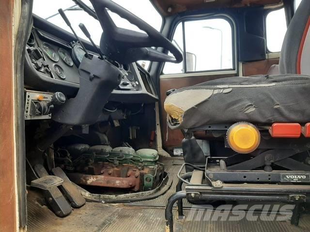 Volvo N 10 Tractores (camiões)
