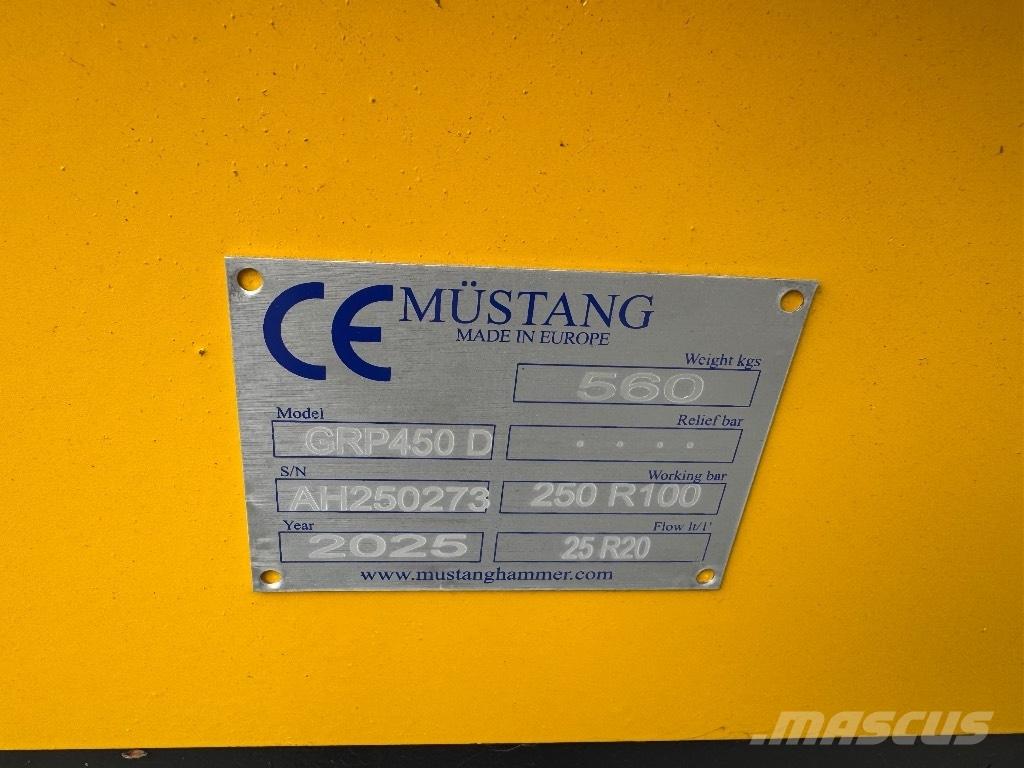 Mustang GRP 450 D Garras