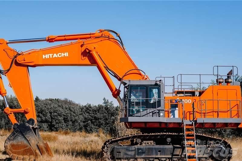 Hitachi EX1200 Mini Escavadoras <7t