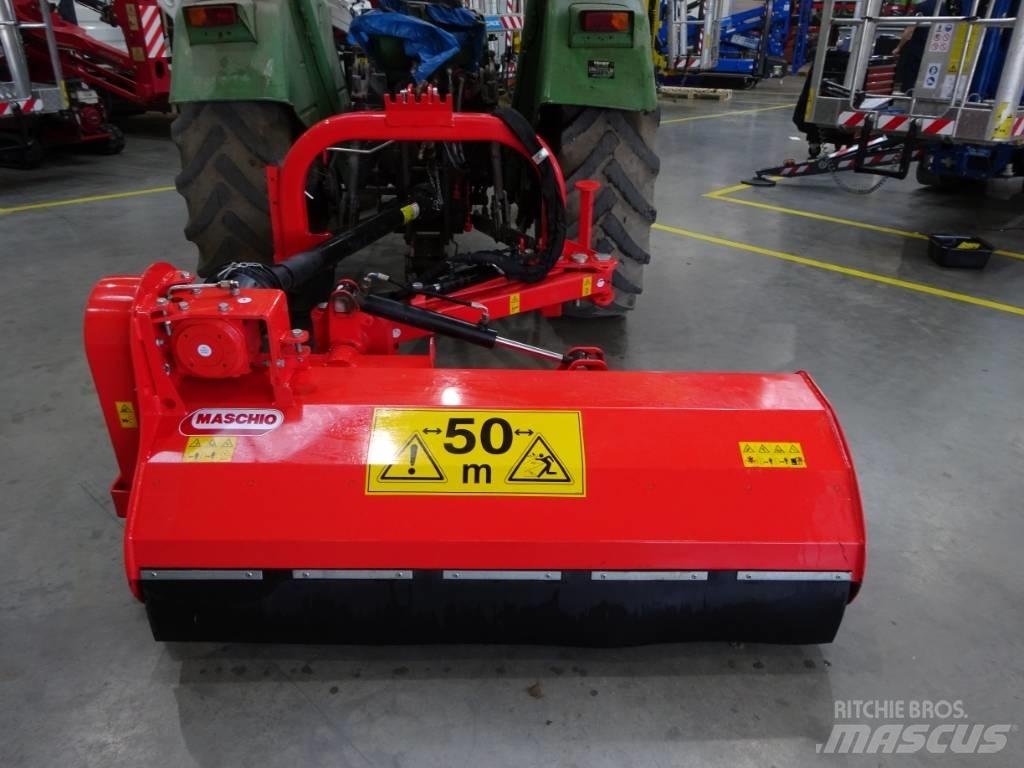 Maschio Giraffa 160 Gadanheiras e cortadores de folhas para pastos