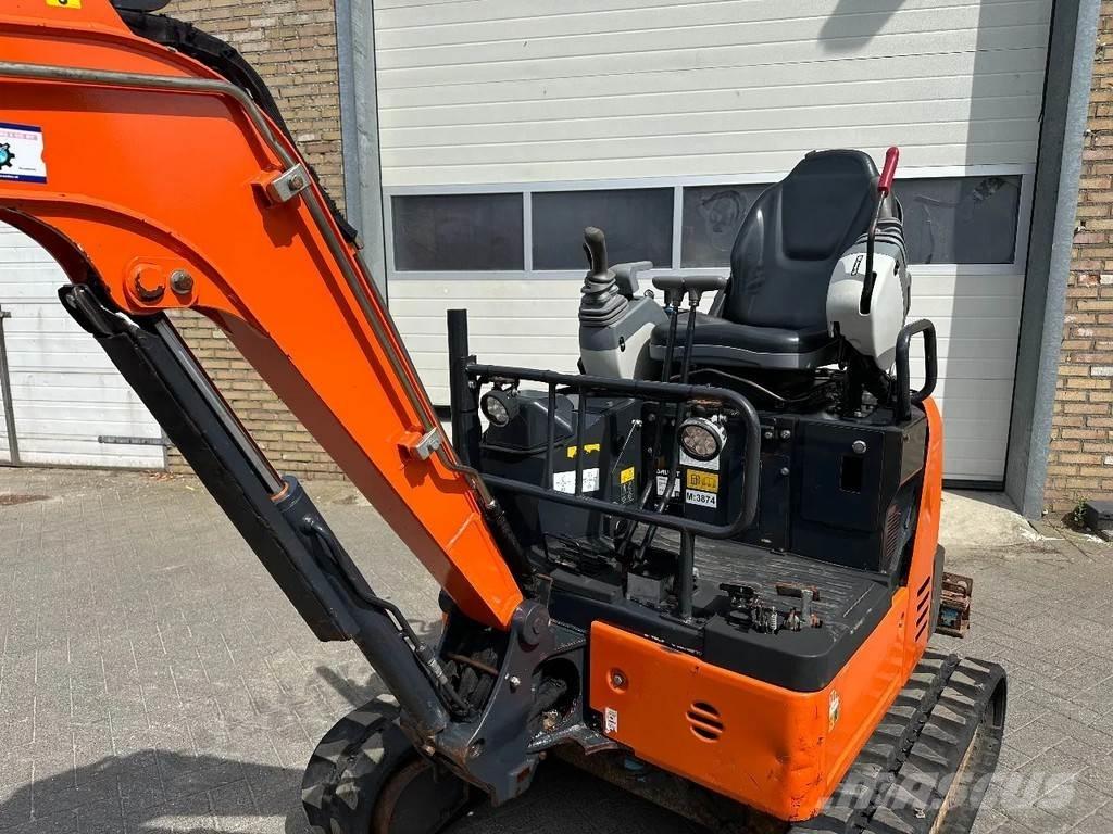 Hitachi ZX19U-6 YR Mini Escavadoras <7t