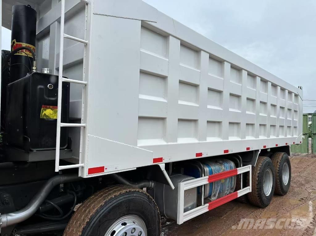 Howo 371hp 8X4 Camiões basculantes