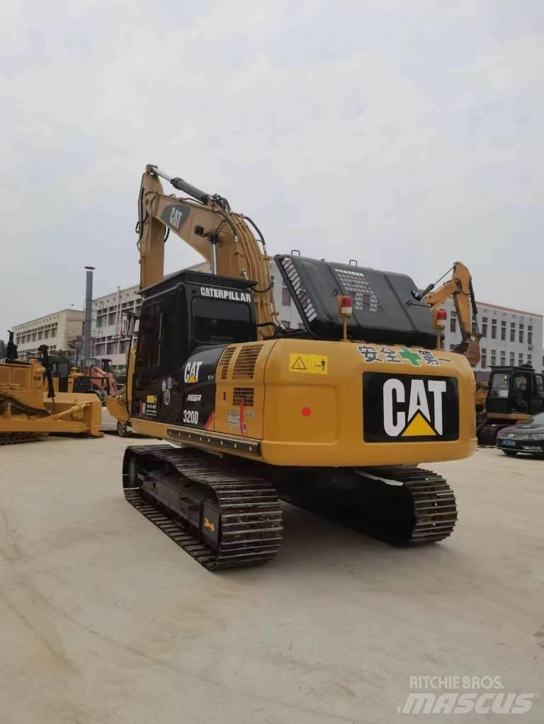 CAT 320 D Escavadoras de rastos