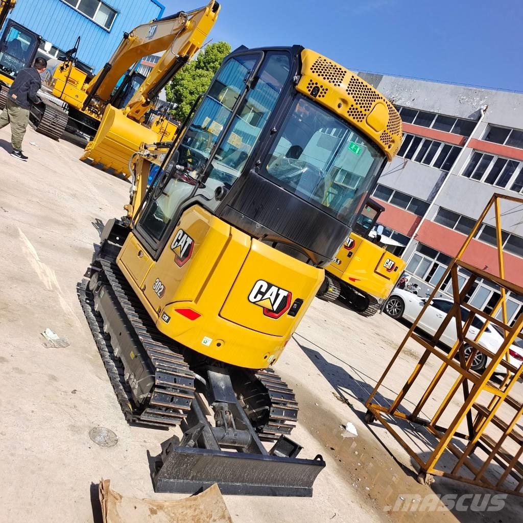 CAT 302 Mini Escavadoras <7t