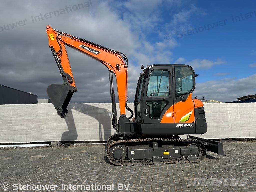 Develon DX60E-10 Mini Escavadoras <7t