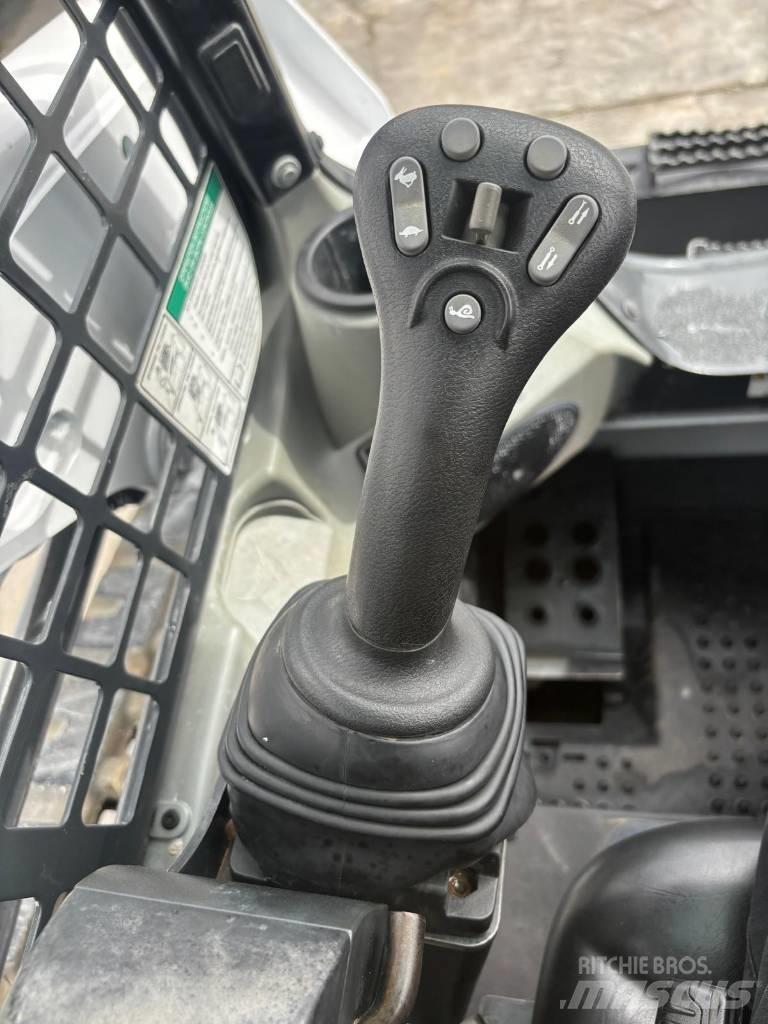 Bobcat T 550 Carregadoras de direcção deslizante