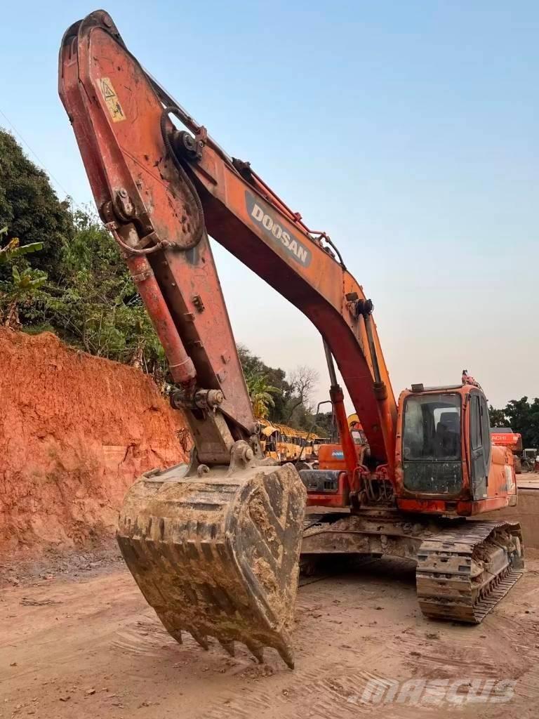 Doosan DX 300 LC Mini Escavadoras <7t