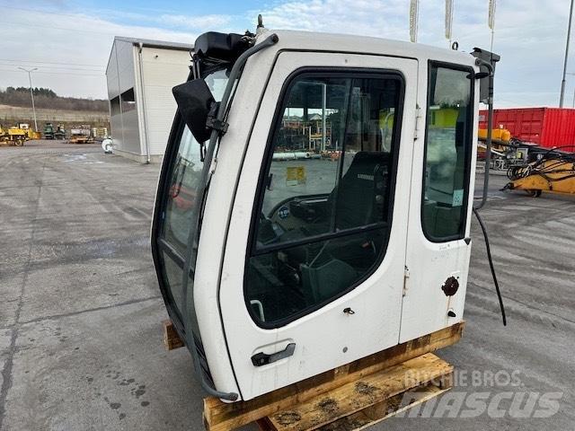 Liebherr R 317 CAB Cabines e interior máquinas construção