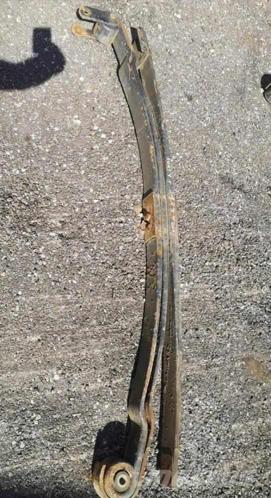  LISTOVÉ PERO Transportes - Outros
