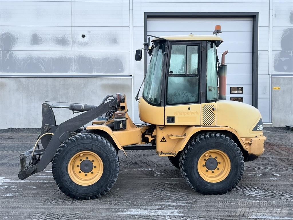 Volvo L 30 B Pás carregadoras de rodas