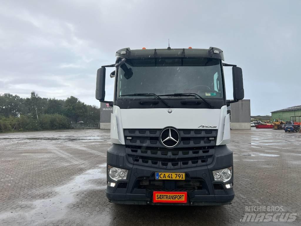Mercedes-Benz 4153 Camiões grua