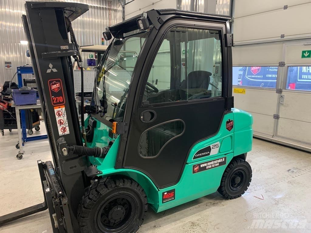 Mitsubishi FD25N3 Empilhadores Diesel
