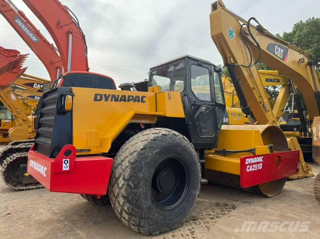 Dynapac CA 251 D Cilindros Compactadores monocilíndricos