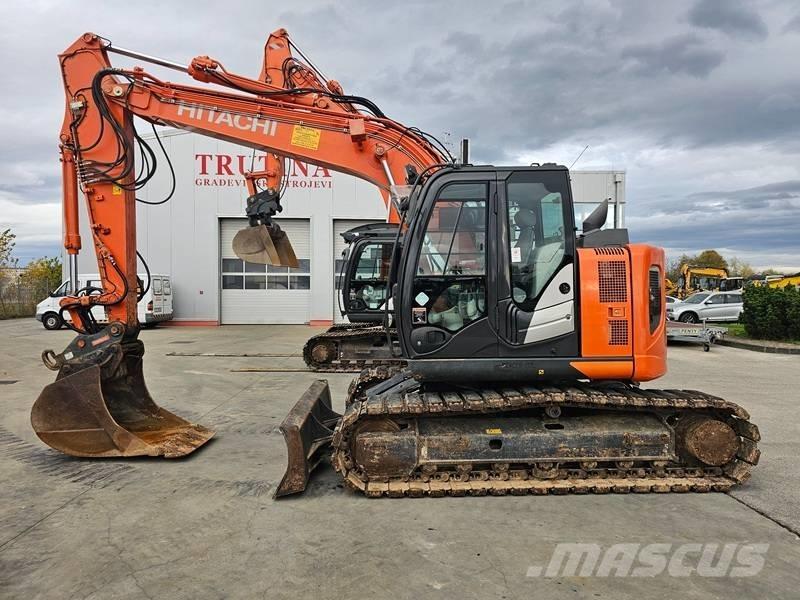Hitachi ZX 135 US-6 Escavadoras de rastos