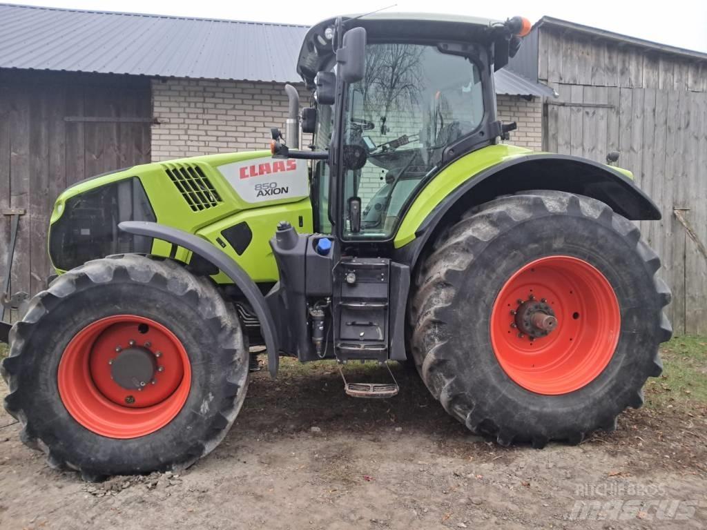 CLAAS Axion 850 Tratores Agrícolas usados