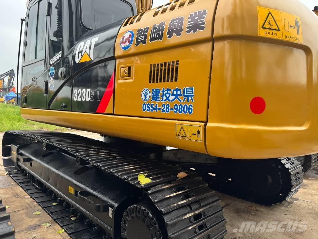 CAT 323D2 Escavadoras de rastos