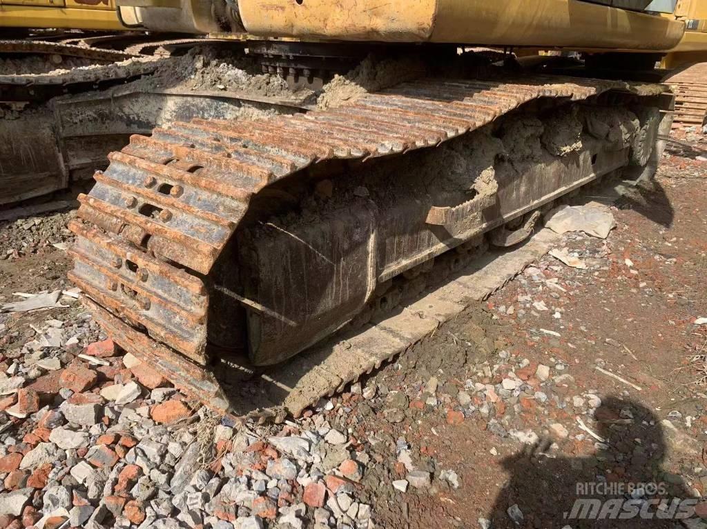 CAT 323D2 Escavadoras de rastos
