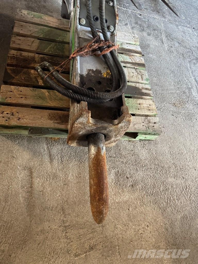 Hyundai R140W-9A Escavadoras de rodas