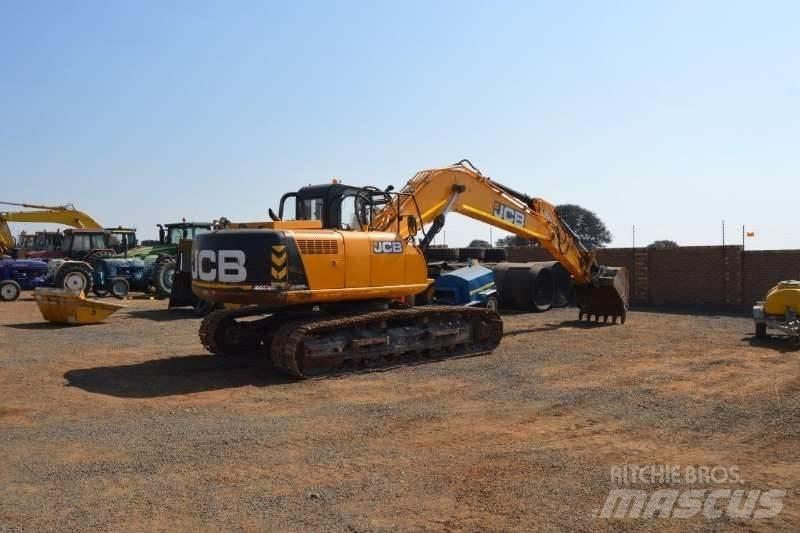 JCB JS205 Mini Escavadoras <7t