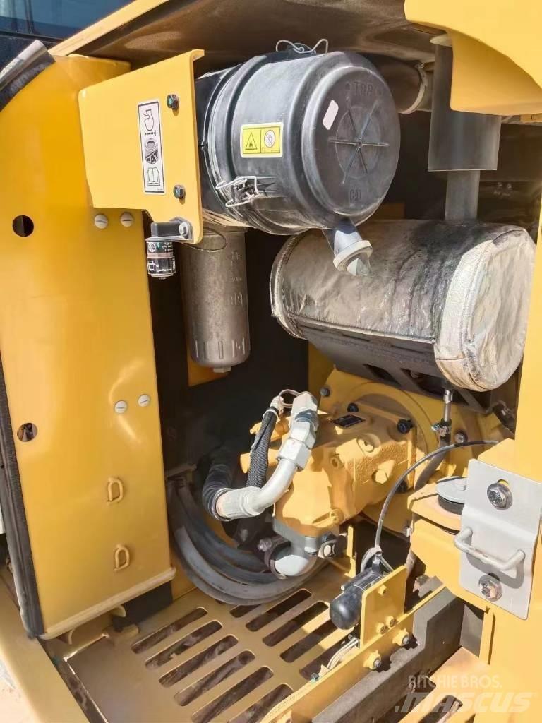 CAT 305.5 E2 Mini Escavadoras <7t