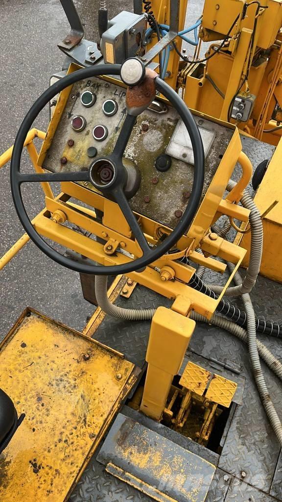 Demag SF 120 P Pavimentadoras de asfalto