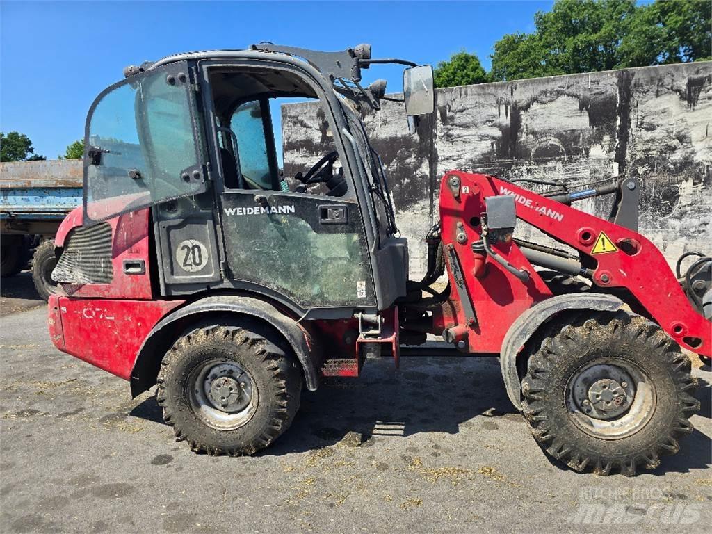 Weidemann 2070 CX Carregadoras de direcção deslizante