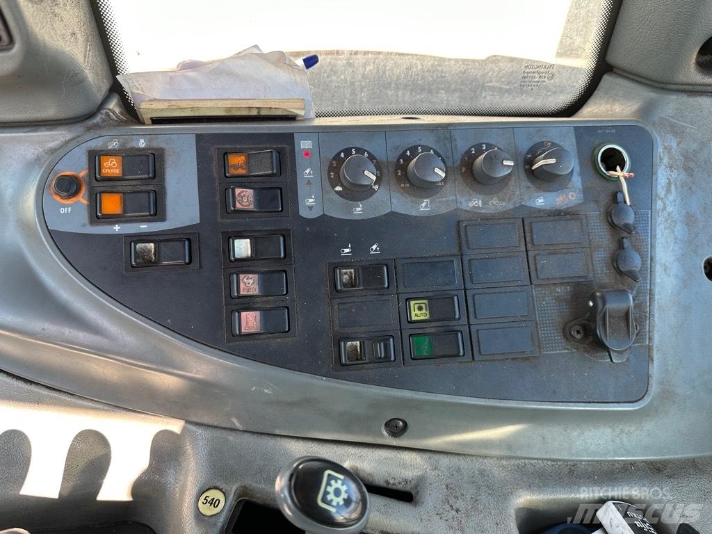 Valtra N101 Tratores Agrícolas usados